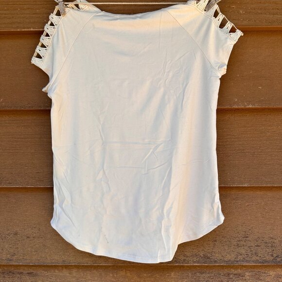 Beautees Girls Cream Top With Lace Sleeves & Embroidered Floral Butterfly Design - Picture 3 of 12